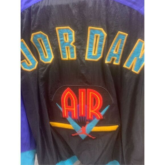 NWT Vintage Styling Jordan Windbreaker - Picture 8 of 11
